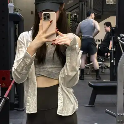梁娟诗